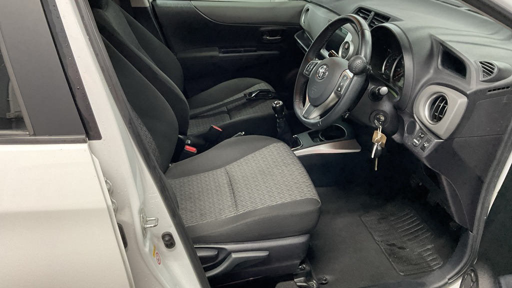 Used Toyota Yaris 2014 for sale - 77085284: Photo 9