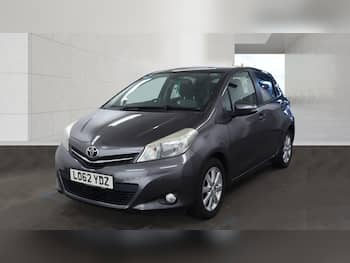 Used Toyota Yaris 2013 for sale - 79649660: Photo