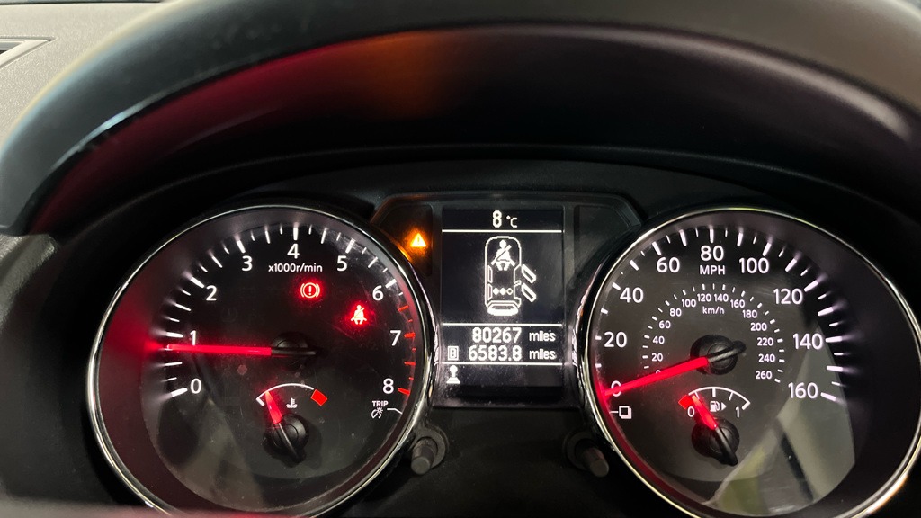 Used Nissan Qashqai 2011 for sale - 77760688: Photo 10