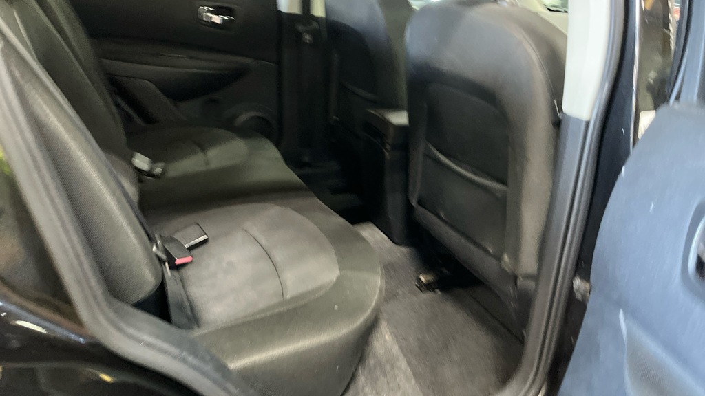 Used Nissan Qashqai 2011 for sale - 77760688: Photo 8