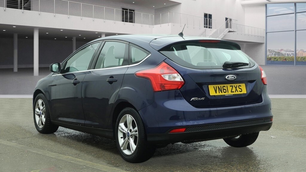 Used Ford Focus 2011 for sale - 77707119: Photo 3