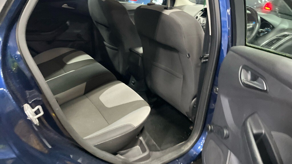 Used Ford Focus 2011 for sale - 77707119: Photo 8