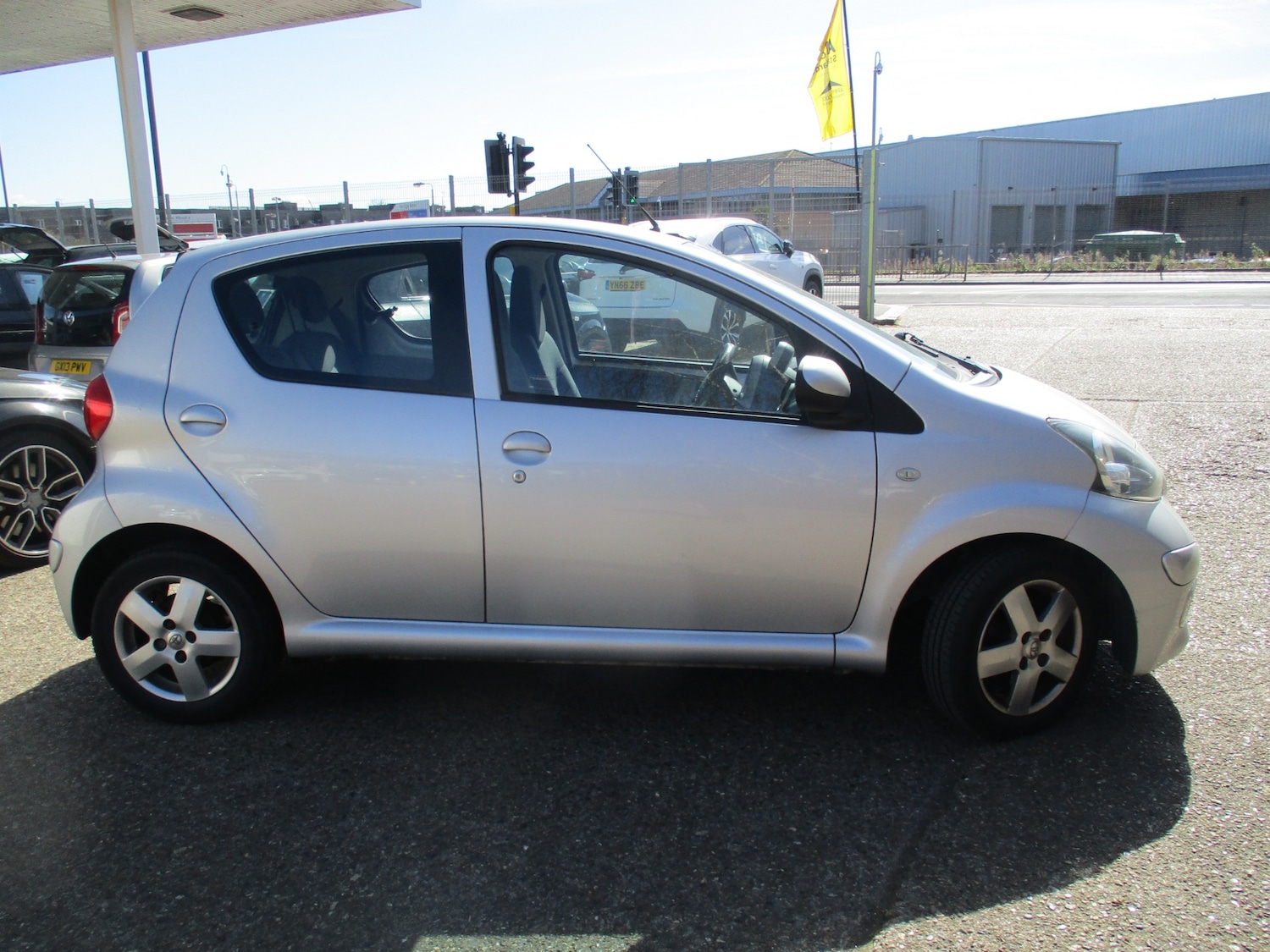 Used Toyota AYGO 2007 for sale - 78026866: Photo 2