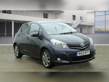 Used Toyota Yaris 2012 for sale - 77663073: Photo