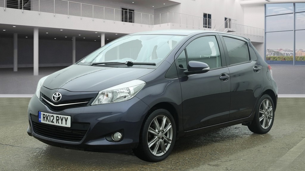 Used Toyota Yaris 2012 for sale - 77663073: Photo 2