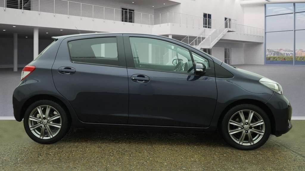 Used Toyota Yaris 2012 for sale - 77663073: Photo 5