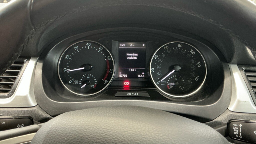 Used Skoda Rapid Spaceback 2015 for sale - 77514591: Photo 10