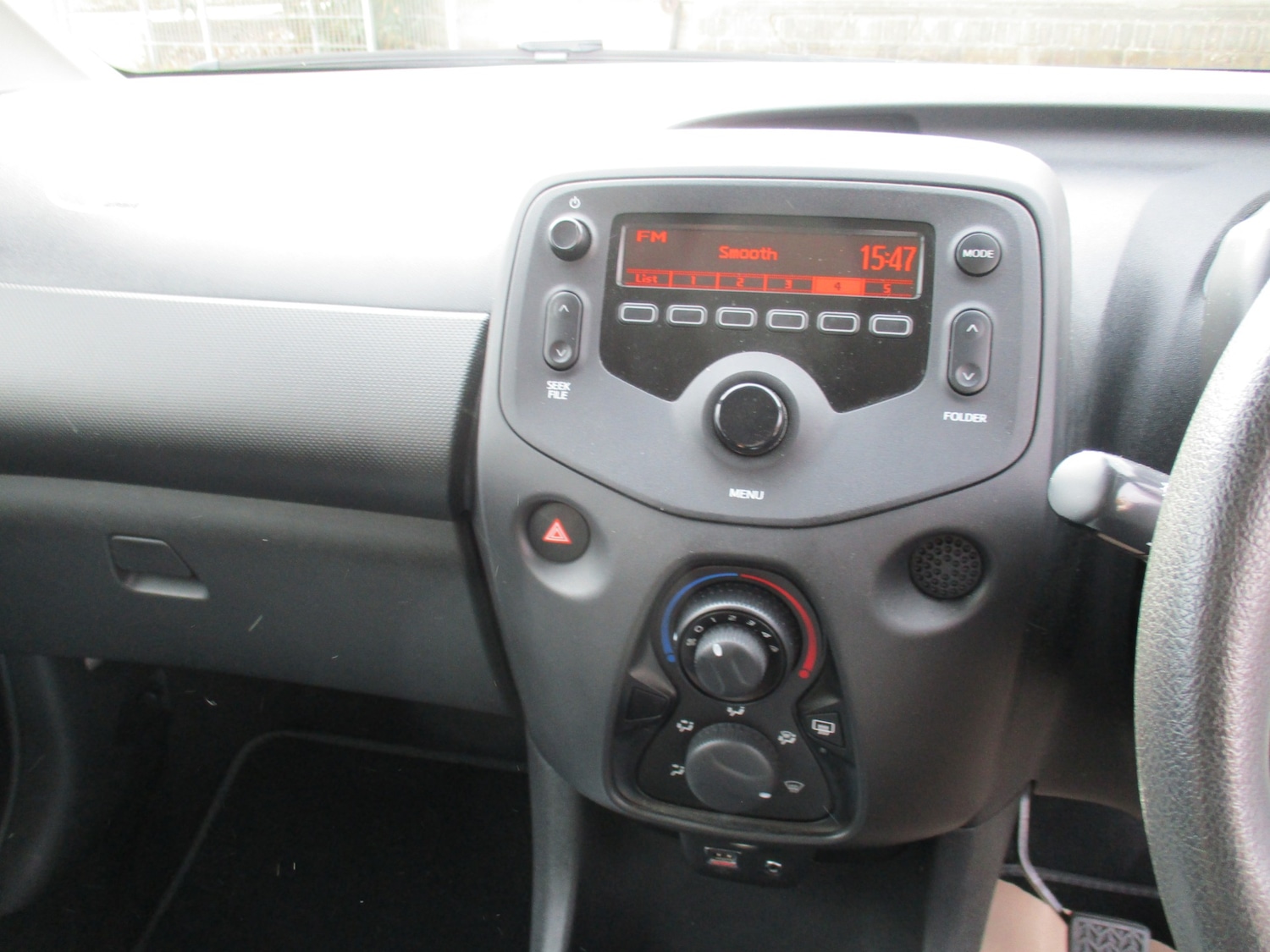 Used Toyota AYGO 2018 for sale - 75920450: Photo 10