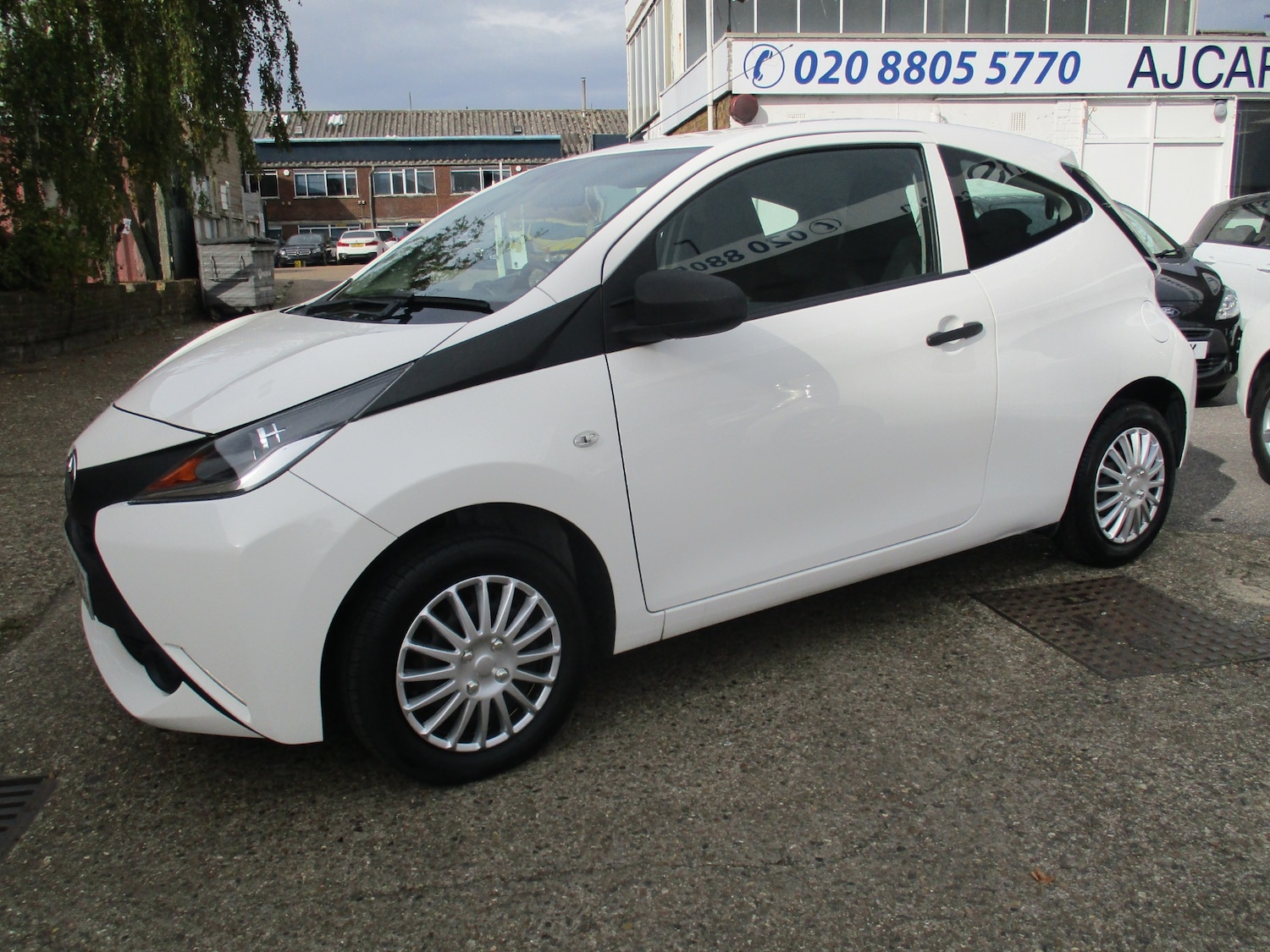 Used Toyota AYGO 2018 for sale - 75920450: Photo 5