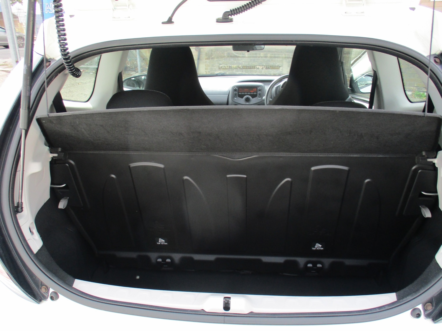 Used Toyota AYGO 2018 for sale - 75920450: Photo 6