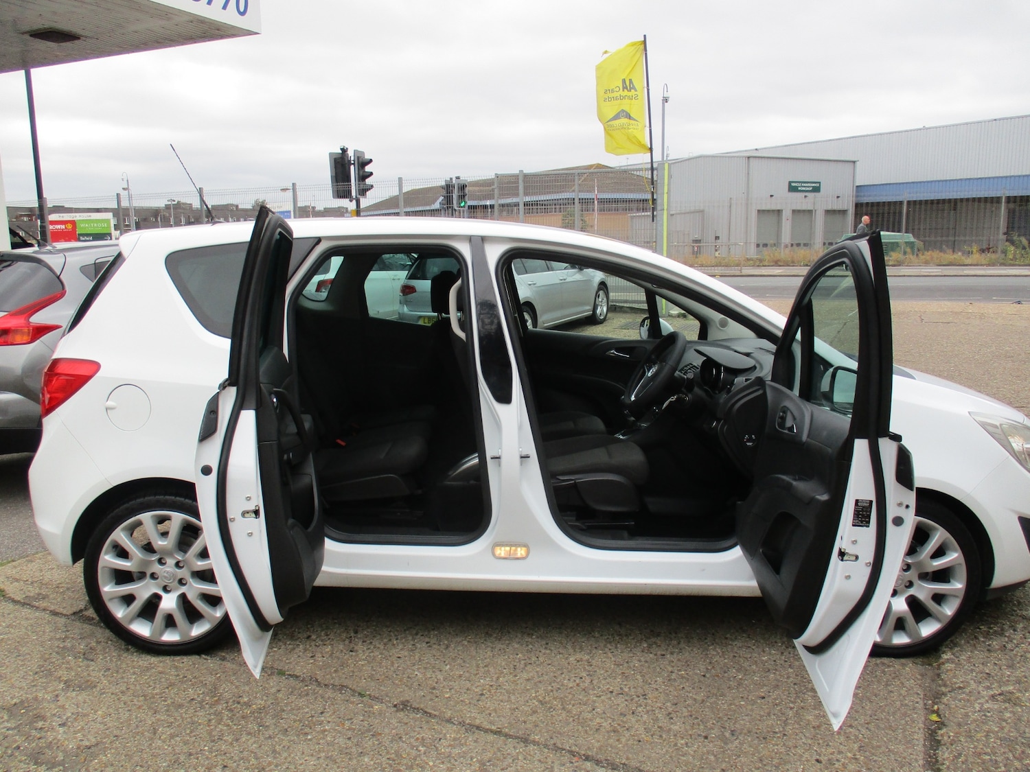 Used Vauxhall Meriva 2012 for sale - 75995570: Photo 14