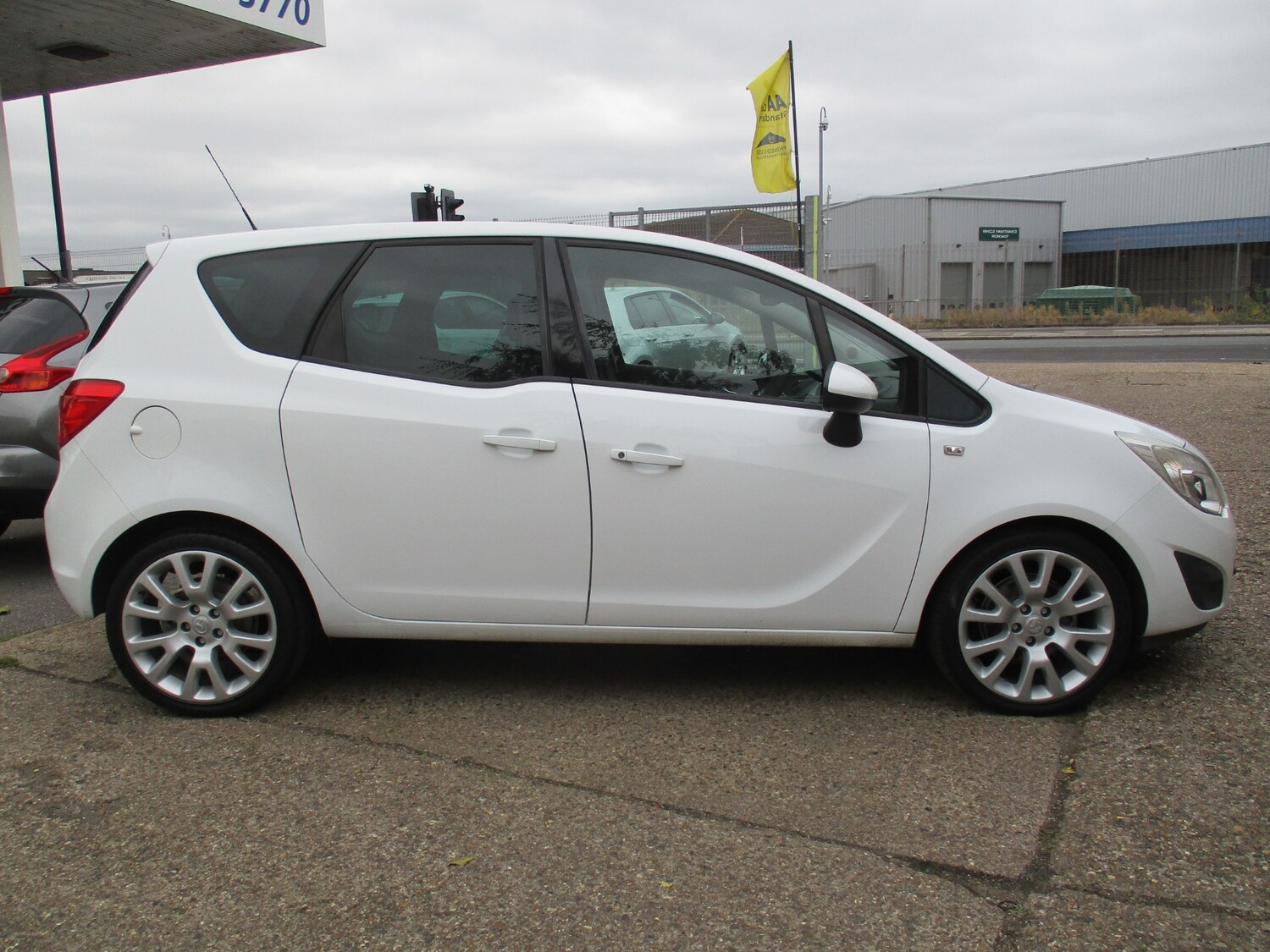 Used Vauxhall Meriva 2012 for sale - 75995570: Photo 3