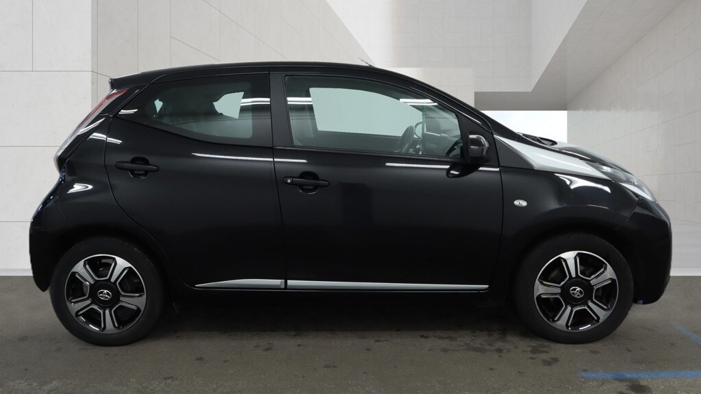 Used Toyota AYGO 2015 for sale - 78176584: Photo 5