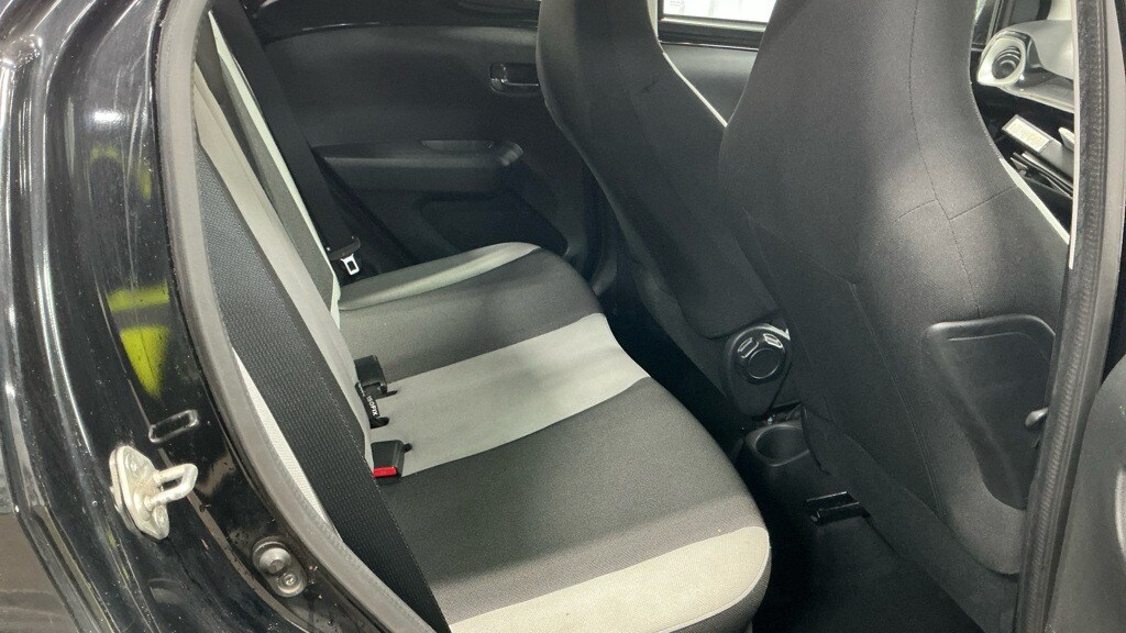 Used Toyota AYGO 2015 for sale - 78176584: Photo 8