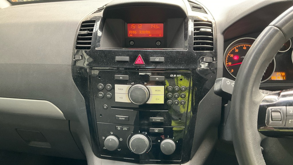 Used Vauxhall Zafira 2013 for sale - 78176166: Photo 11