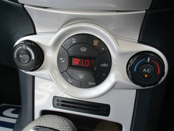 Used Ford Fiesta 2012 for sale - 75649170: Photo 18