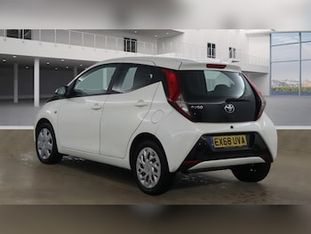 Used Toyota AYGO 2018 for sale - 76285980: Photo