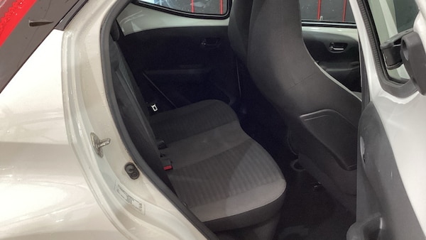 Used Toyota AYGO 2018 for sale - 76285980: Photo 8