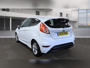 Used Ford Fiesta 2015 for sale - 77125746: Photo