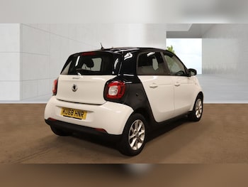 Used smart forfour 2018 for sale - 79064788: Photo