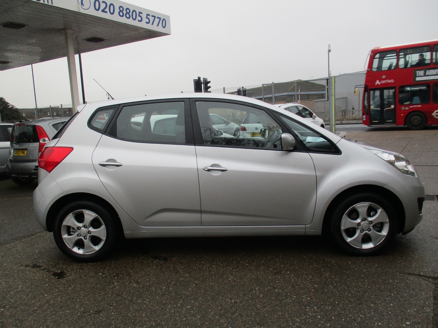 Used Kia Venga 2014 for sale - 77112532: Photo 3