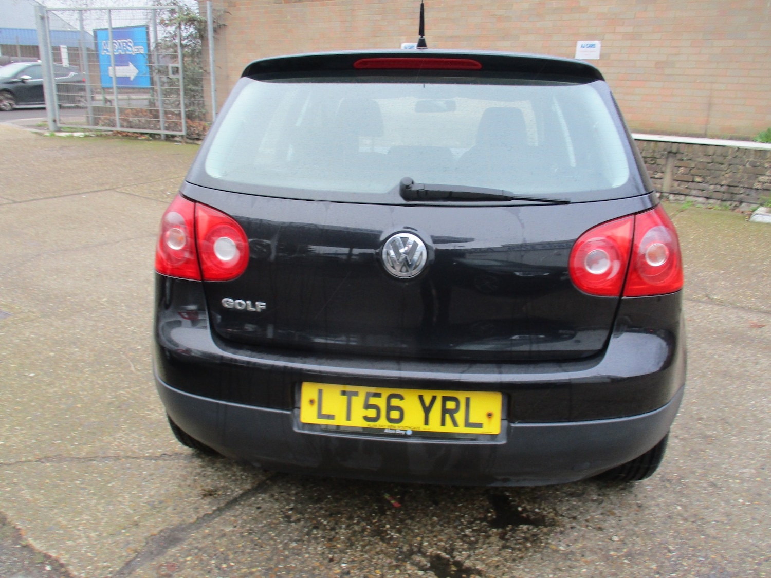 Used Volkswagen Golf 2006 for sale - 77530408: Photo 3