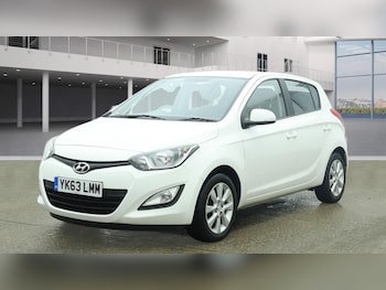 Used Hyundai i20 2013 for sale - 77928881: Photo