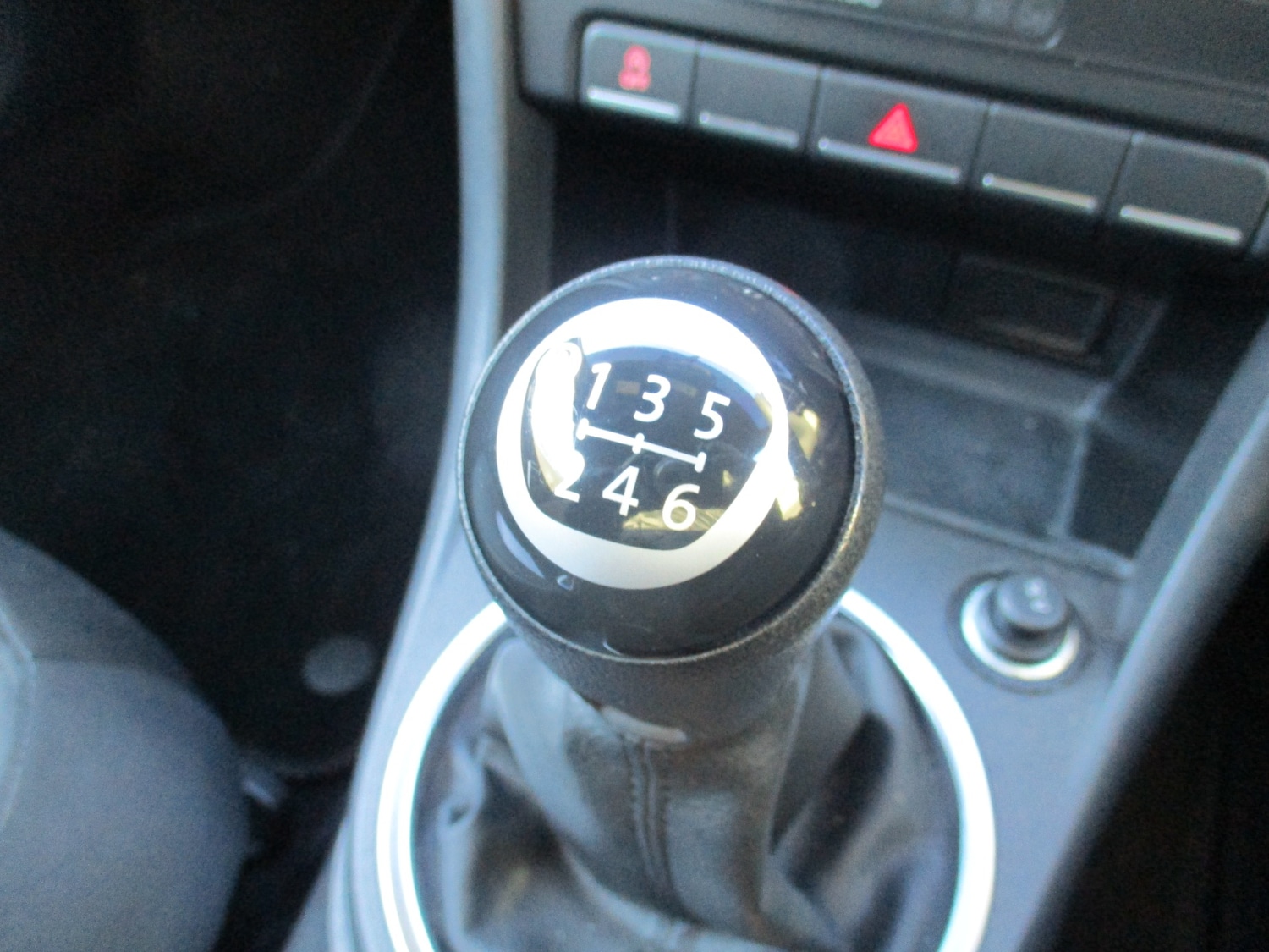 Used Volkswagen Beetle 2015 for sale - 77093795: Photo 22