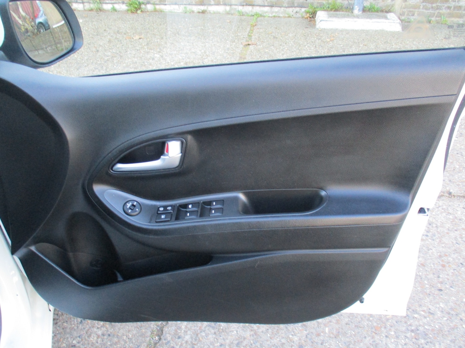 Used Kia Picanto 2014 for sale - 76651306: Photo 15