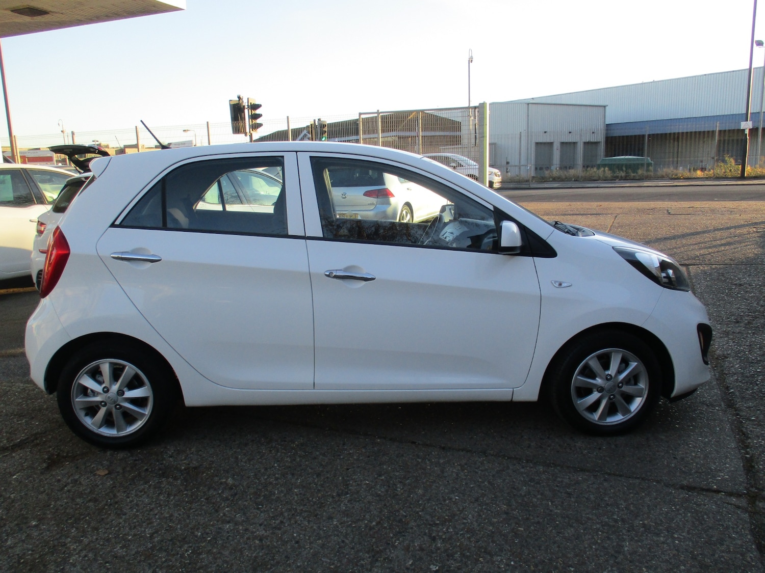 Used Kia Picanto 2014 for sale - 76651306: Photo 2