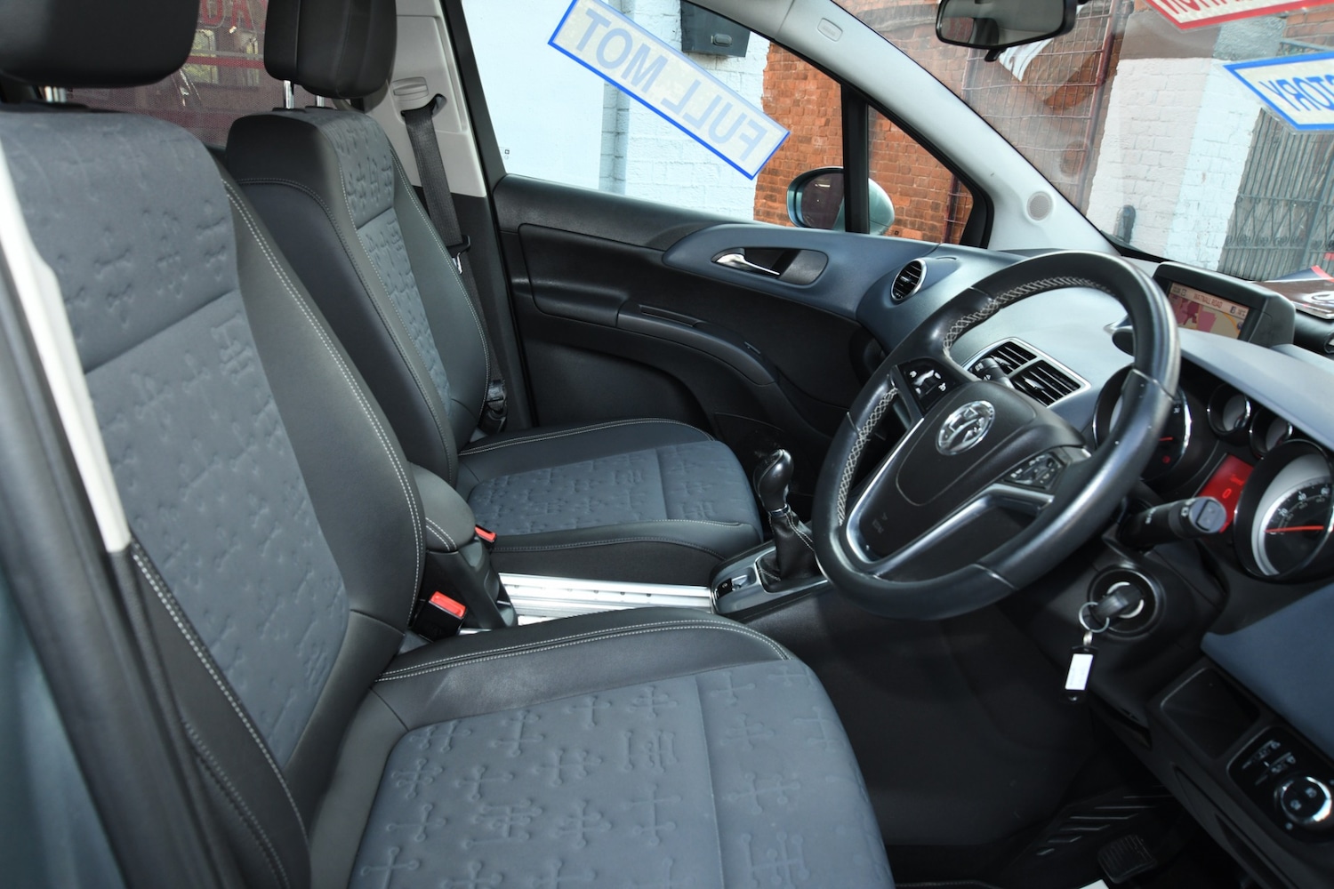 Used Vauxhall Meriva 2013 for sale - 76205588: Photo 10