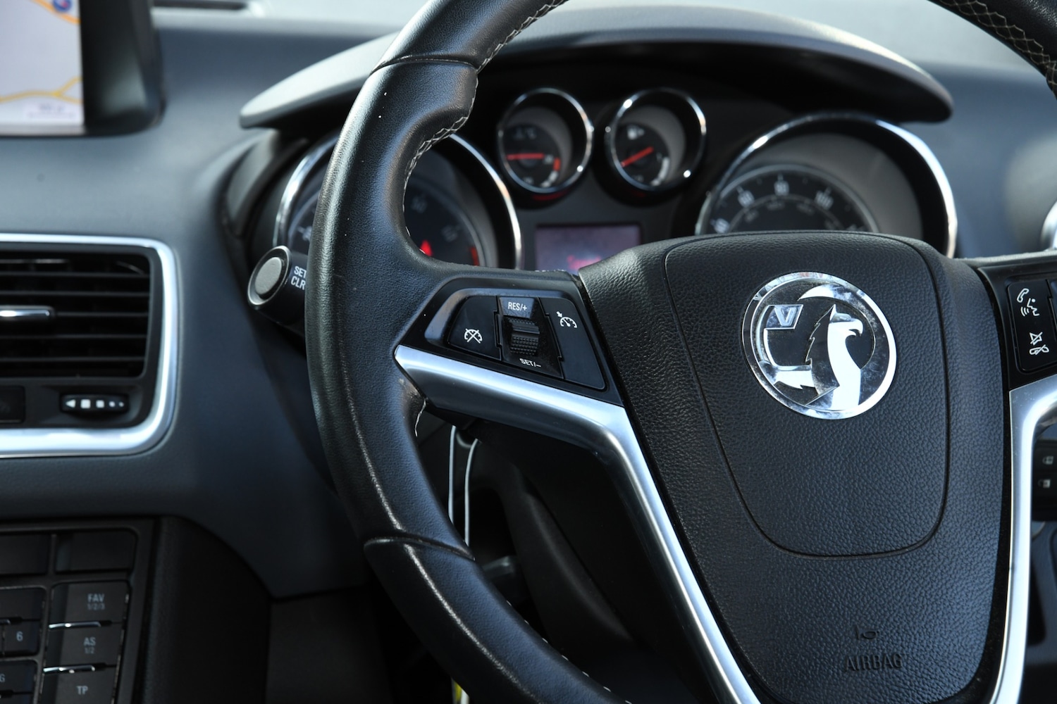 Used Vauxhall Meriva 2013 for sale - 76205588: Photo 23