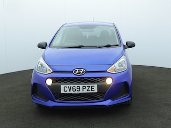 Used Hyundai i10 2019 for sale - 79587533: Photo