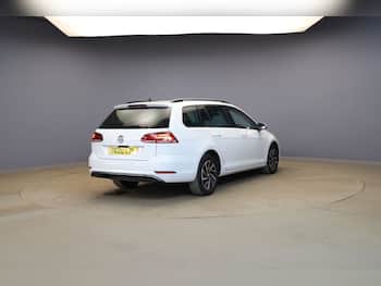 Used Volkswagen Golf 2020 for sale - 79843178: Photo