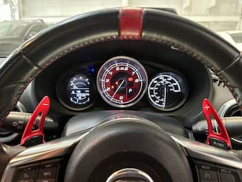 Used Abarth 124 Spider 2018 for sale - 79871234: Photo