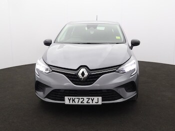 Used Renault Clio 2023 for sale - 79587228: Photo