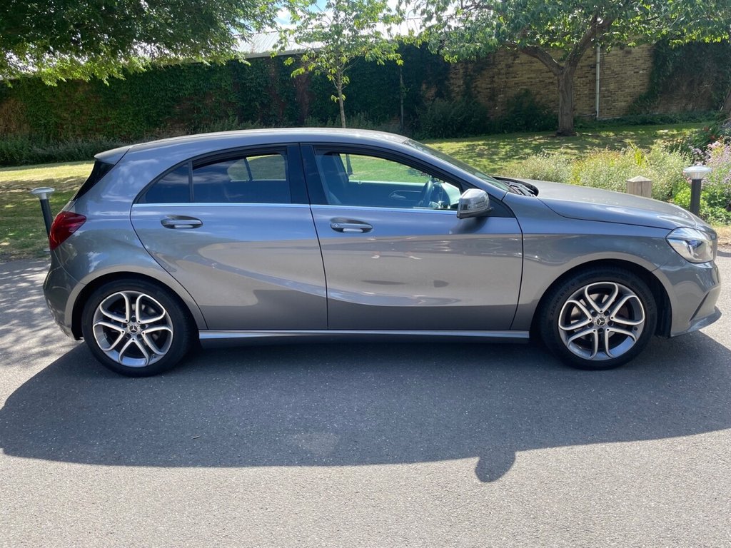 Used Mercedes-Benz A-Class 2018 for sale - 76740375: Photo 4