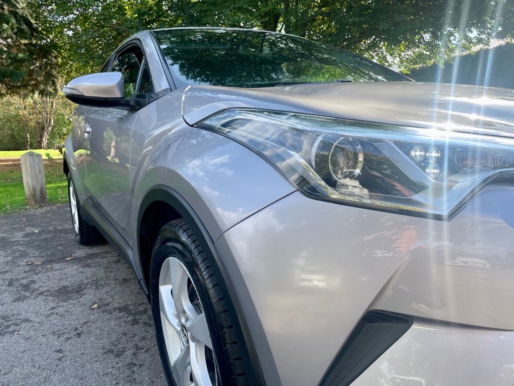 Used Toyota C-HR 2018 for sale - 76068710: Photo 12