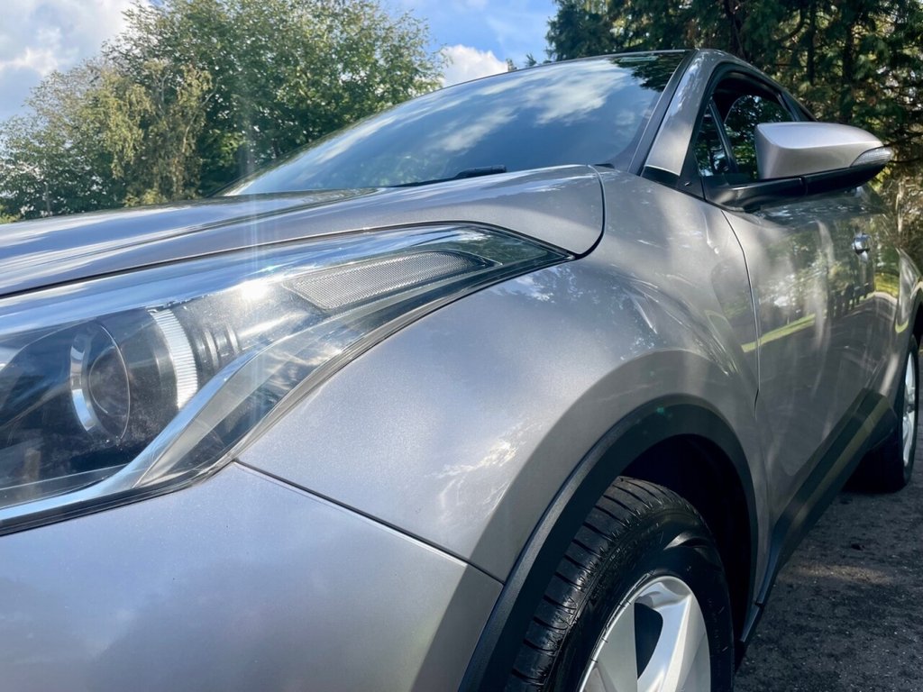 Used Toyota C-HR 2018 for sale - 76068710: Photo 14