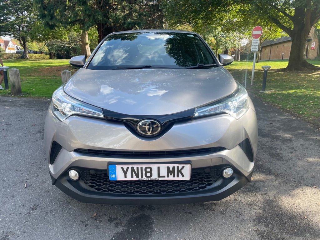 Used Toyota C-HR 2018 for sale - 76068710: Photo 2