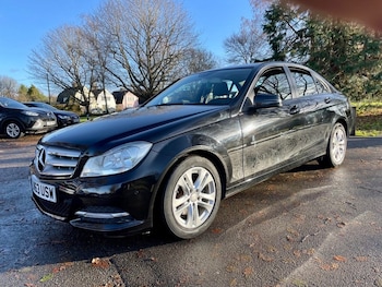 Used Mercedes-Benz C Class 2013 for sale - 79449921: Photo