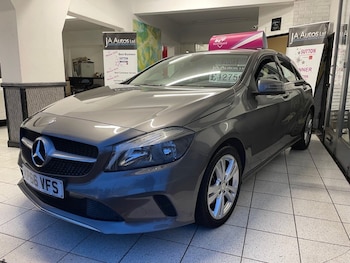 Used Mercedes-Benz A-Class 2016 for sale - 76868129: Photo