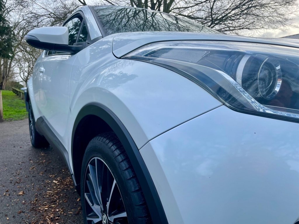 Used Toyota C-HR 2017 for sale - 77384371: Photo 12