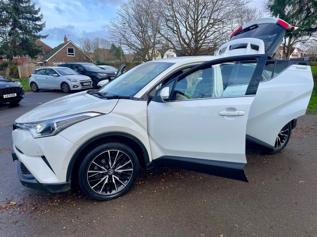 Used Toyota C-HR 2017 for sale - 77384371: Photo 13