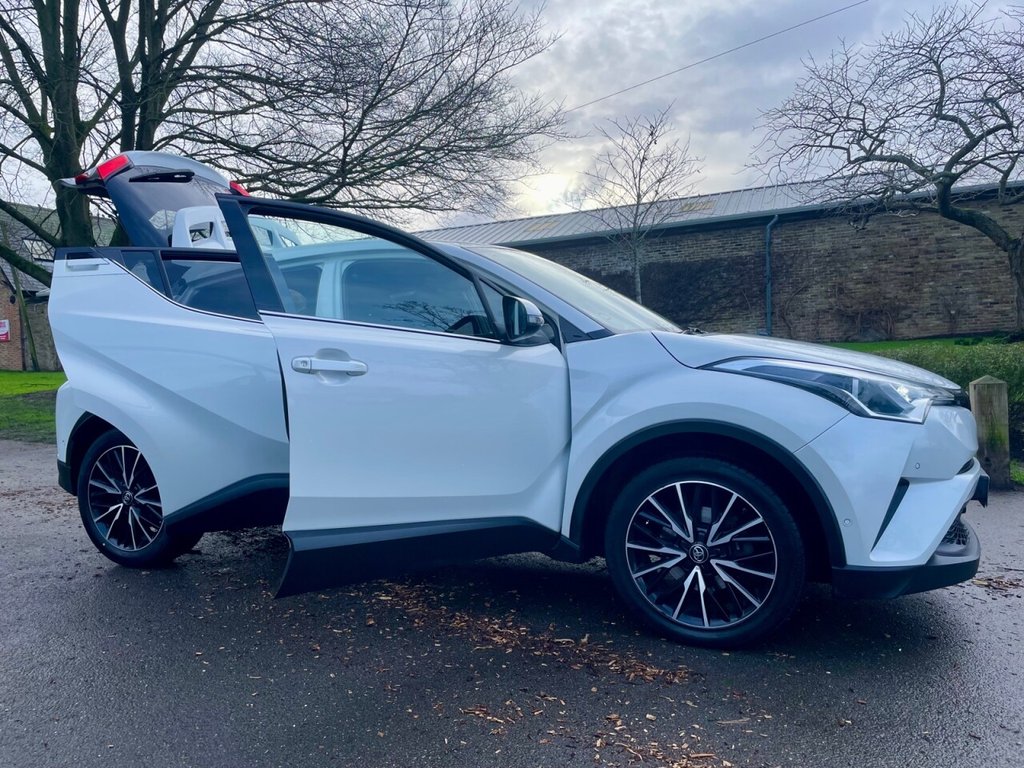 Used Toyota C-HR 2017 for sale - 77384371: Photo 15