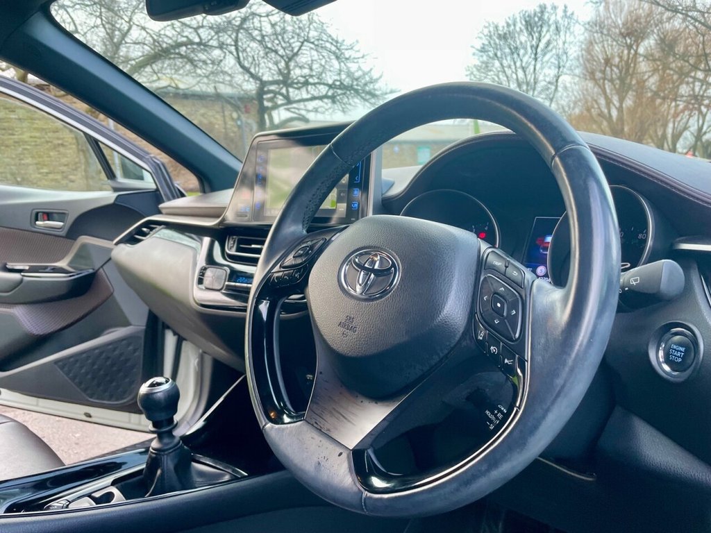 Used Toyota C-HR 2017 for sale - 77384371: Photo 24