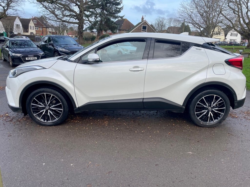 Used Toyota C-HR 2017 for sale - 77384371: Photo 7