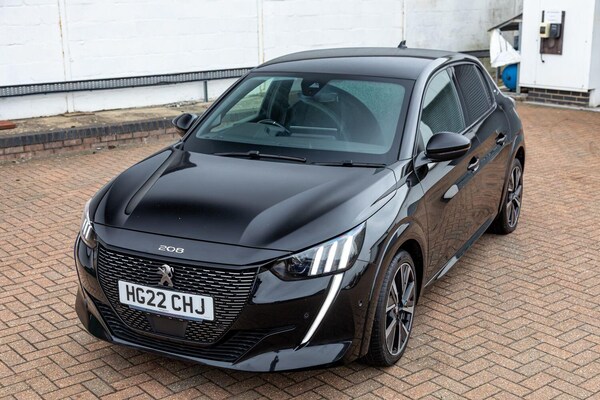Used Peugeot 208 2022 for sale - 76059395: Photo 7