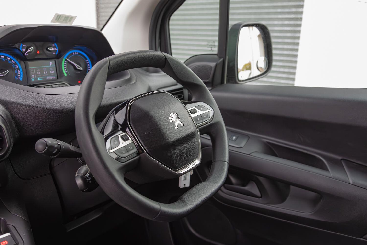 Used Peugeot e-Partner 2022 for sale - 76060113: Photo 32