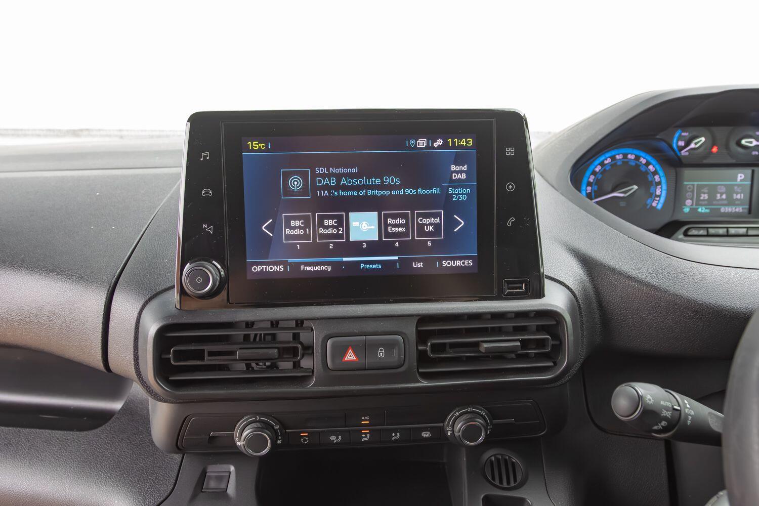 Used Peugeot e-Partner 2022 for sale - 76060113: Photo 34